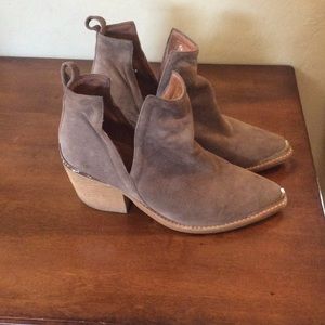 Jeffrey Campbell Cromwell Boot